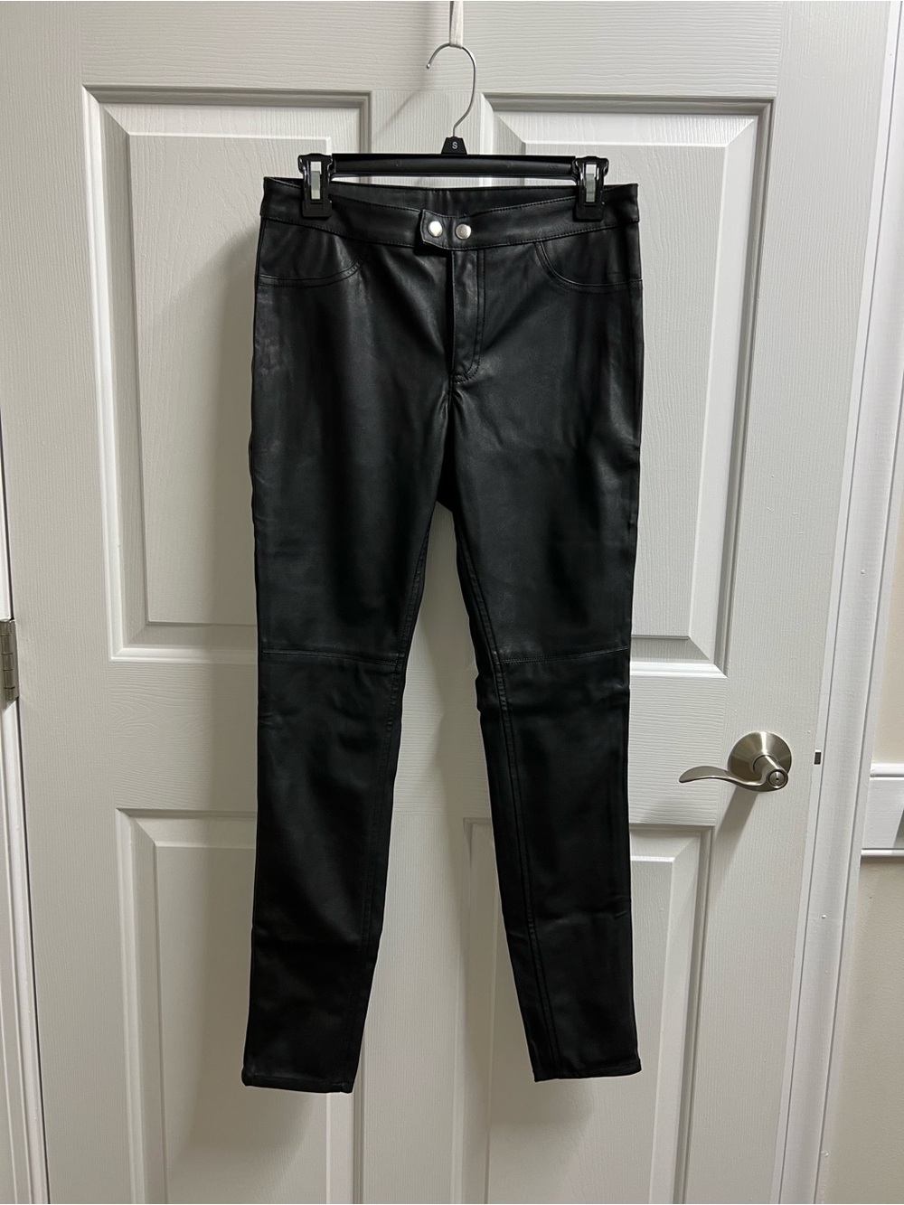 H&M Black Faux Leather pants women’s size 8 NWOT inseam 29; waist 15